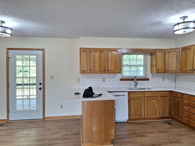Building Photo - 415 Abner Cruze Rd