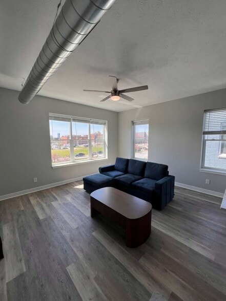 Building Photo - Bon Air Residence