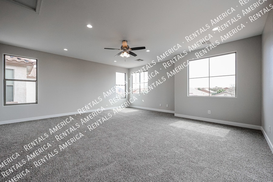 Building Photo - 43232 Wallner Dr