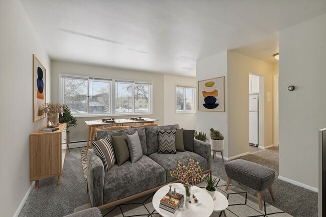 Interior Photo - 224 Cedar Lake Road North