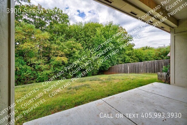 Building Photo - 3900 Sierra Vista Way