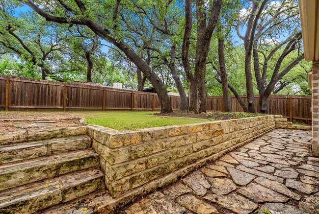 Building Photo - Beautiful 3 bedroom, 2 bathroom home in South Austin!!!