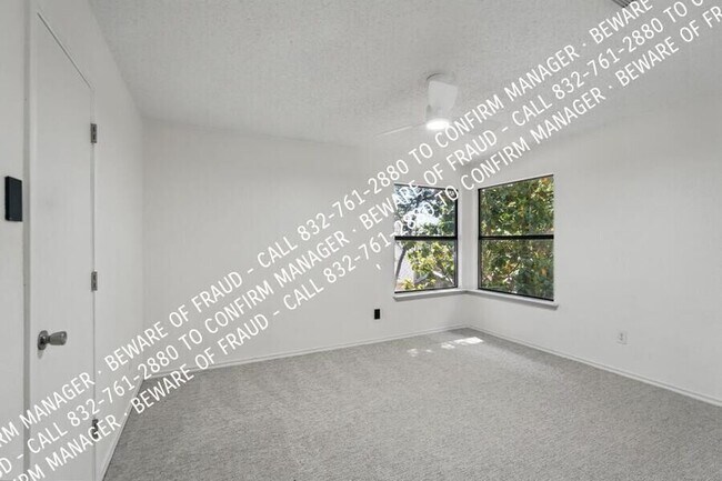 Building Photo - 521 Bent Creek Dr