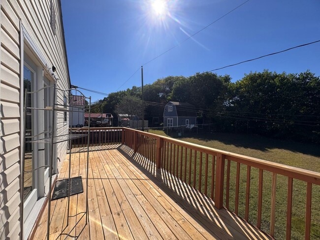 Building Photo - Freshly Updated 3Bedroom One Story Home