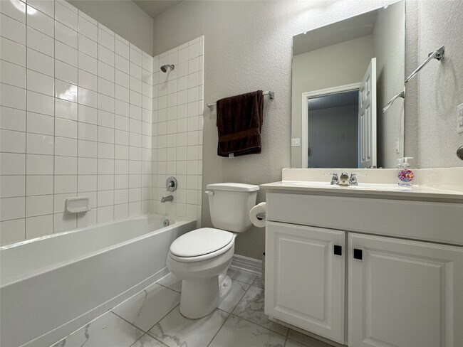 Building Photo - 26006 Steele Flower Dr