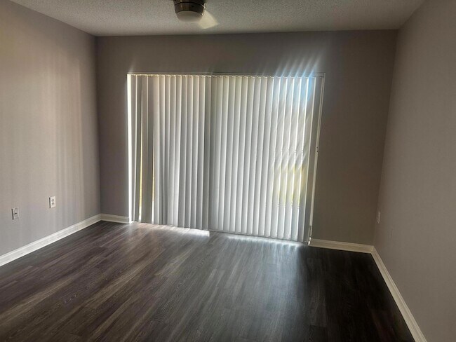 Building Photo - 3615 NW Mediterranean Ln