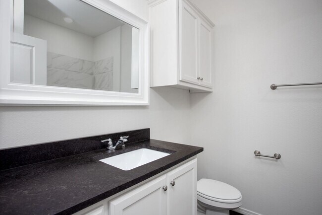 Building Photo - 5616 Gonzaga Ln