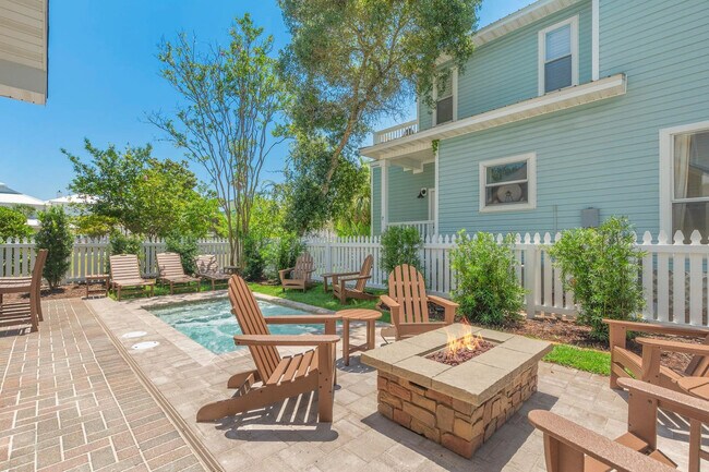 Building Photo - 4465 Clipper Cove