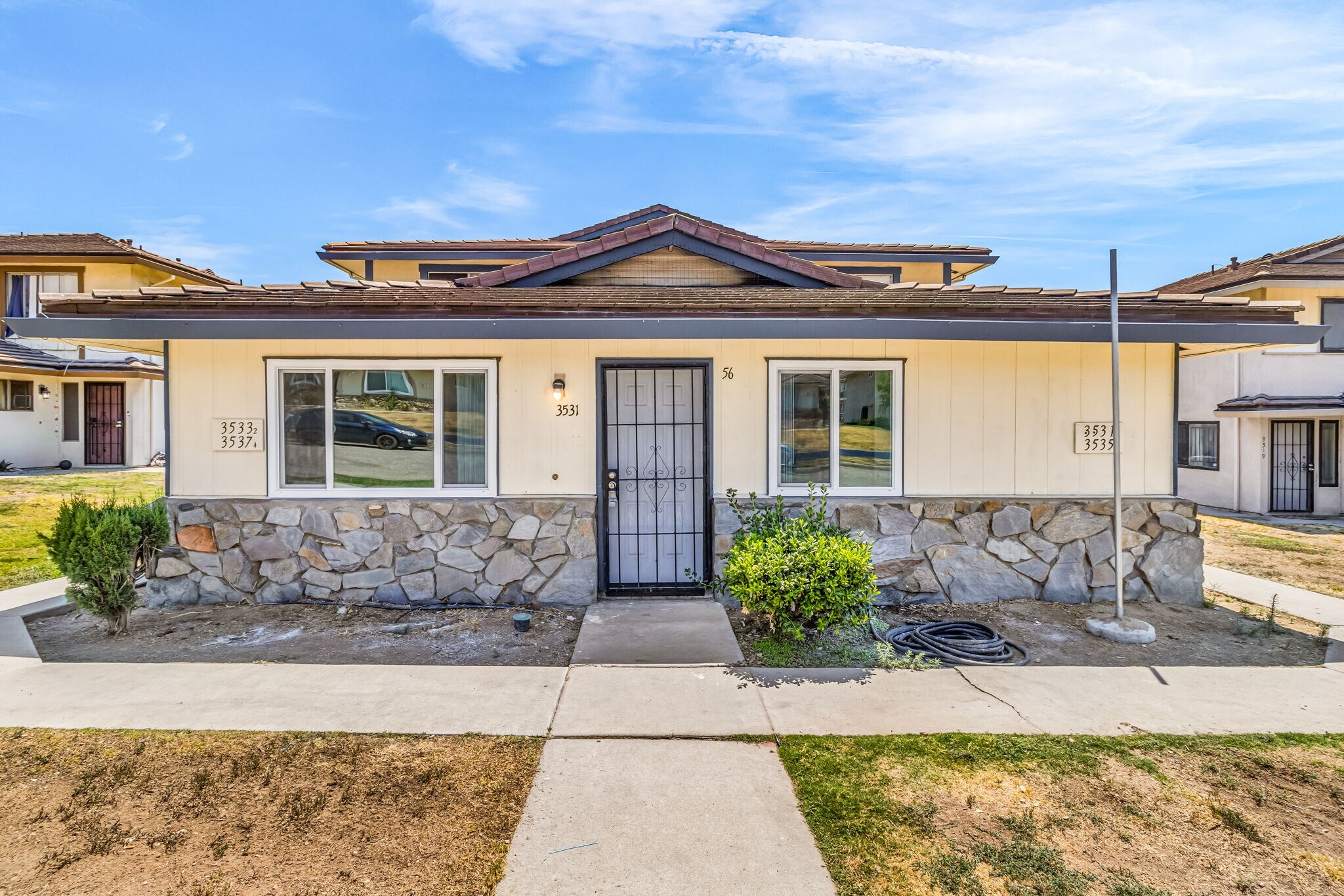 Building Photo - 3531 Rainbow Ln