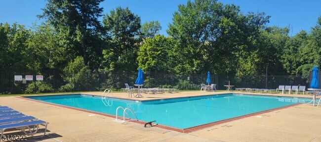 Building Photo - 3102 Revere Ct