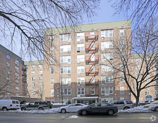 Buckingham Apartments Flushing, NY Apartment Finder