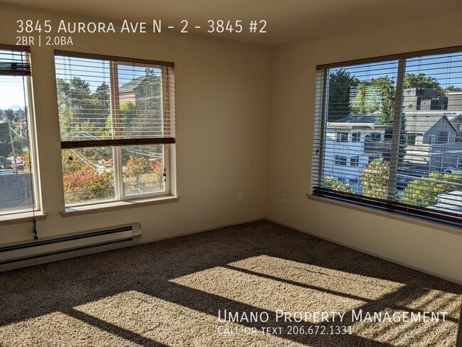 Building Photo - 3845 Aurora Ave N