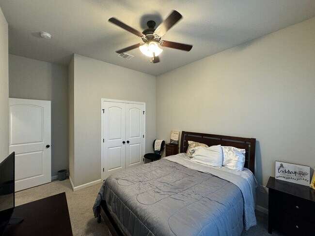 Building Photo - Close to Barksdale Air Force Base...