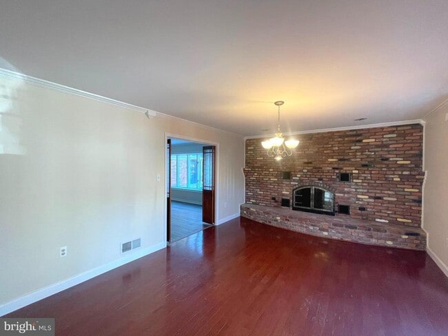 Building Photo - 11717 Rivershore Dr
