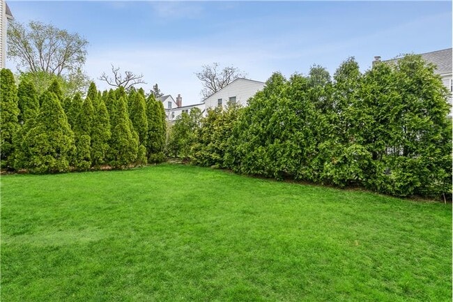 Building Photo - 106 White Rd