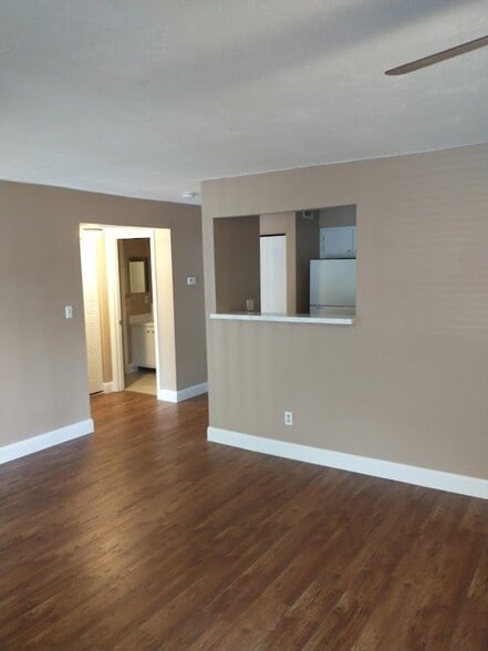 Building Photo - 13385 Arbor Pointe Cir