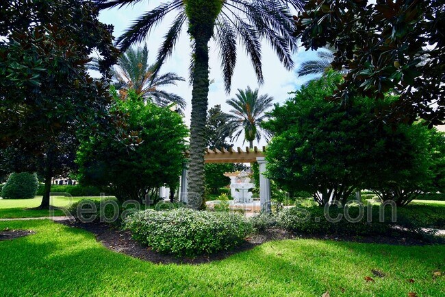 Building Photo - 10075 Gate Pkwy N