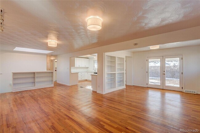 Building Photo - 3273 S Florence Ct