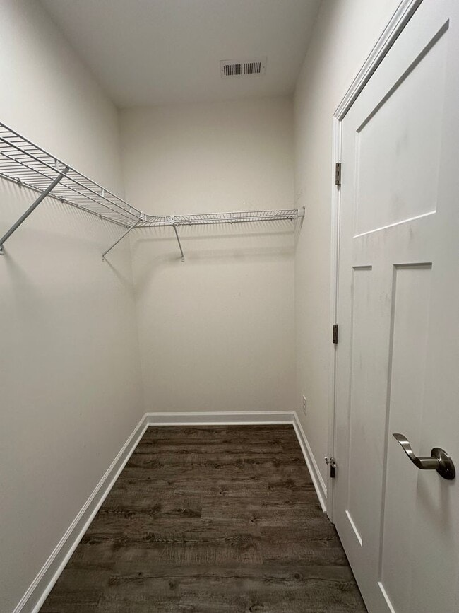 Building Photo - Cozy 2-bedroom home in New Bern