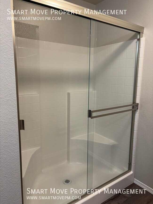 Building Photo - 3440 N W 12th Ave