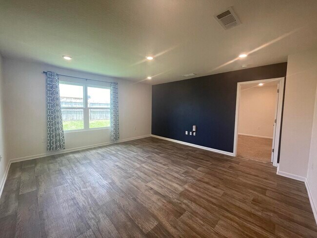 Building Photo - 924 Merganser Way