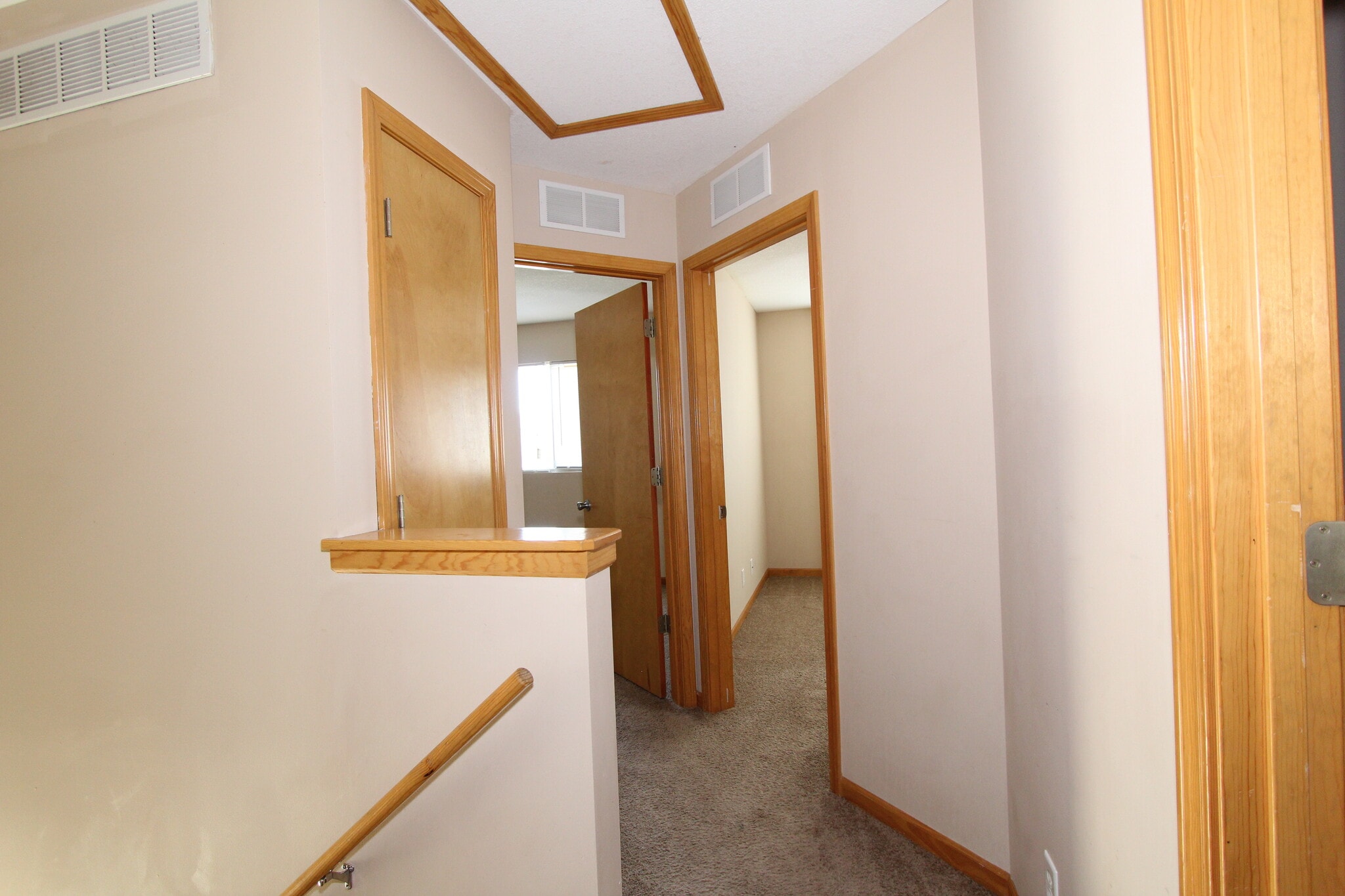 Building Photo - 917 Jackalope Ct