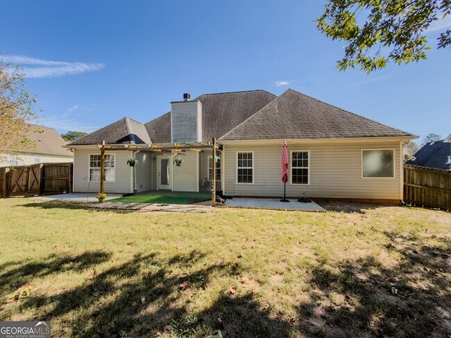 Building Photo - 593 Red Tip Ln