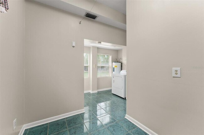 Building Photo - 2110 Gerda Terrace