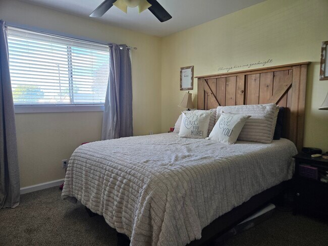 Building Photo - 3940 Silver Leaf Dr