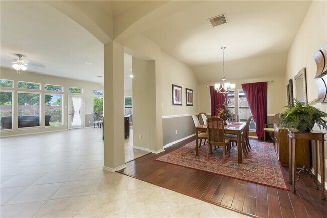 Building Photo - 13211 Misty Shore Ln