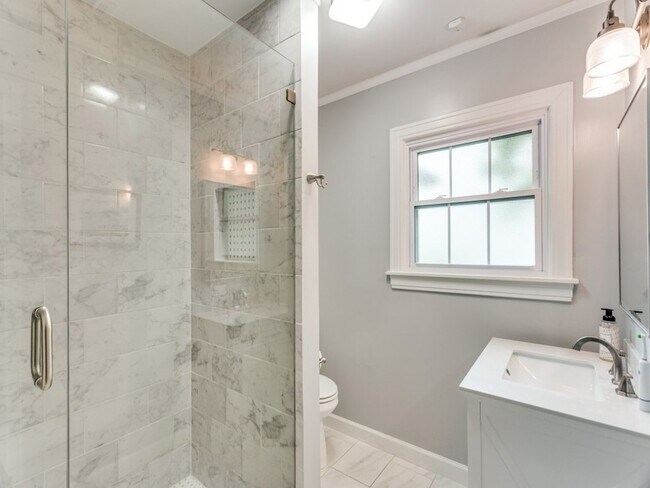 Building Photo - 3417 Stadium Dr