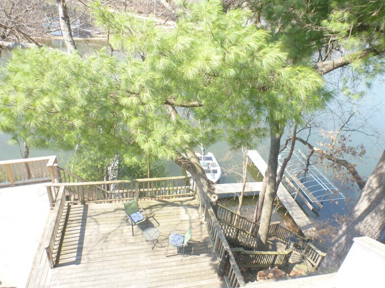 Pier and boat slip - 227 Canyon Rd