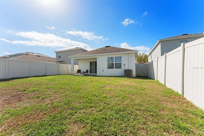 Building Photo - 10918 Trailing Vine Dr