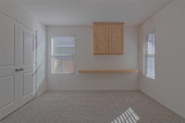 Building Photo - 505 Greatest Gift Wy