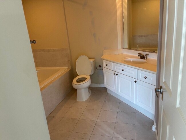 Building Photo - 5924 Founders Hill Dr