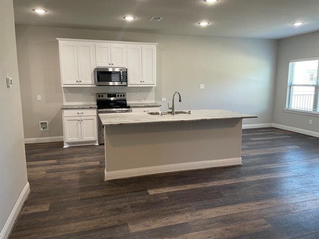 Building Photo - 6810 Jade Dr