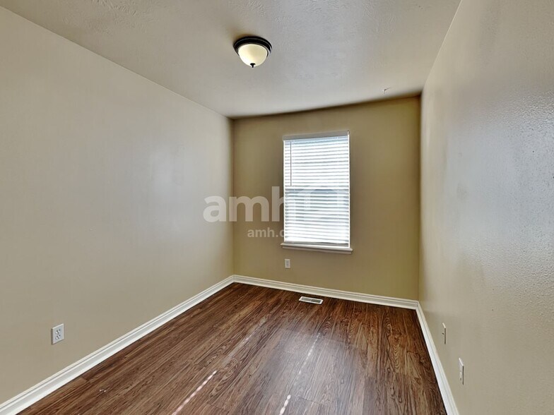 Building Photo - 4059 Lake Mountain Dr