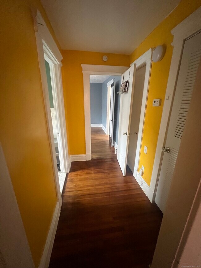 Building Photo - 1458 Dixwell Ave