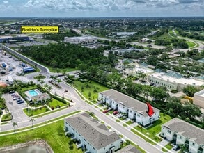 Building Photo - 235 SE Woodbark St