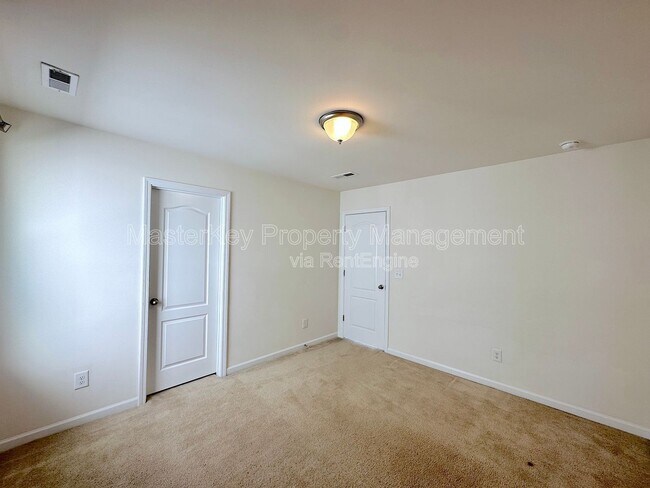 Building Photo - 205 Azalea Vw Wy