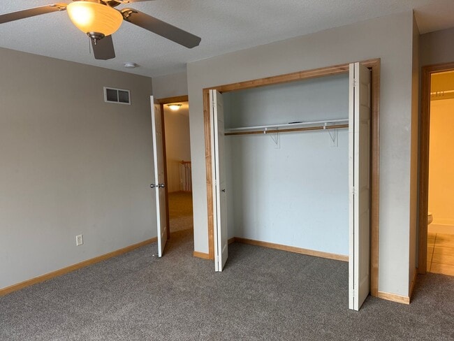 Building Photo - Spacious 3BR / 3BA Townhome with 2-Car Garage – Available Mid-March!