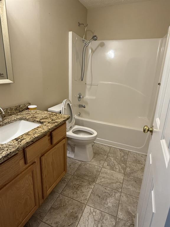 Building Photo - 34 Winding Creek Ct