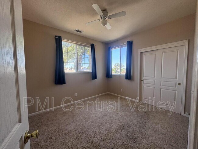 Building Photo - 2044 London Ave