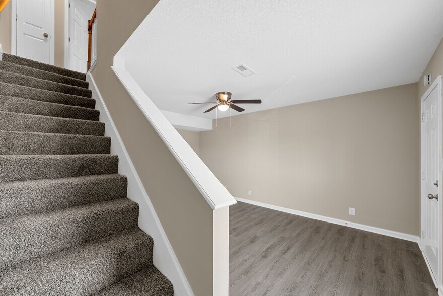 Building Photo - 261 Winters Ct