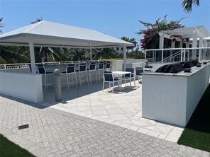 Building Photo - 3015 N Ocean Blvd