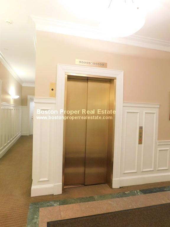 Building Photo - 416 Marlborough St