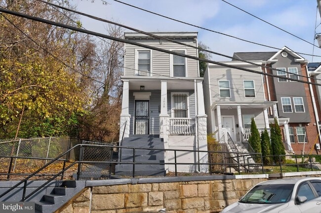 Building Photo - 2638 Stanton Rd SE