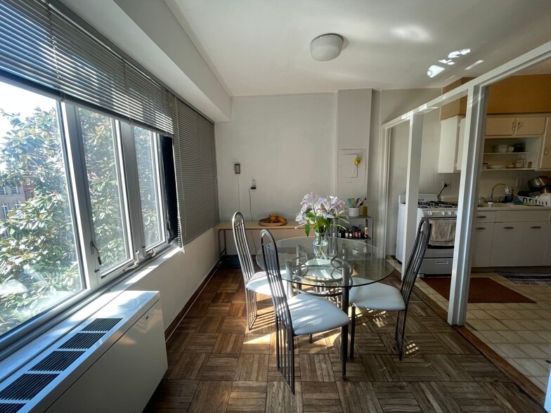 Building Photo - 1711 Massachusetts Ave NW