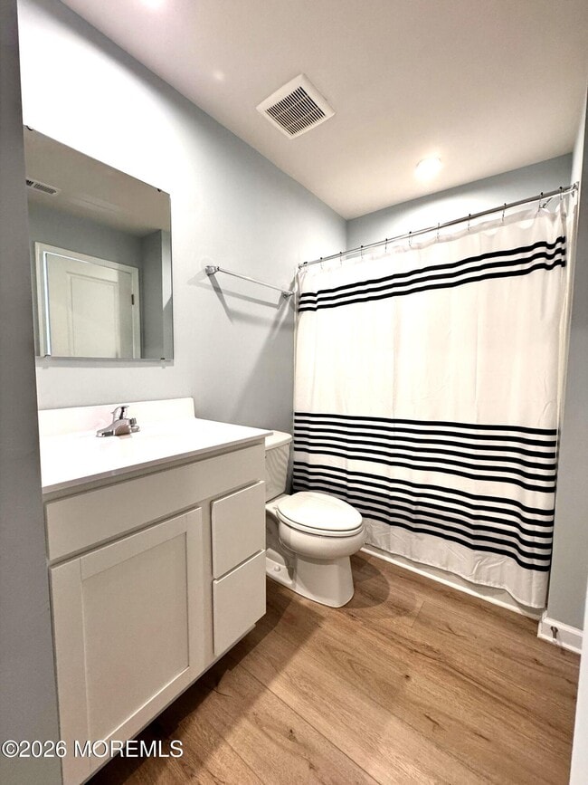 Building Photo - 207 Cyprus Ct