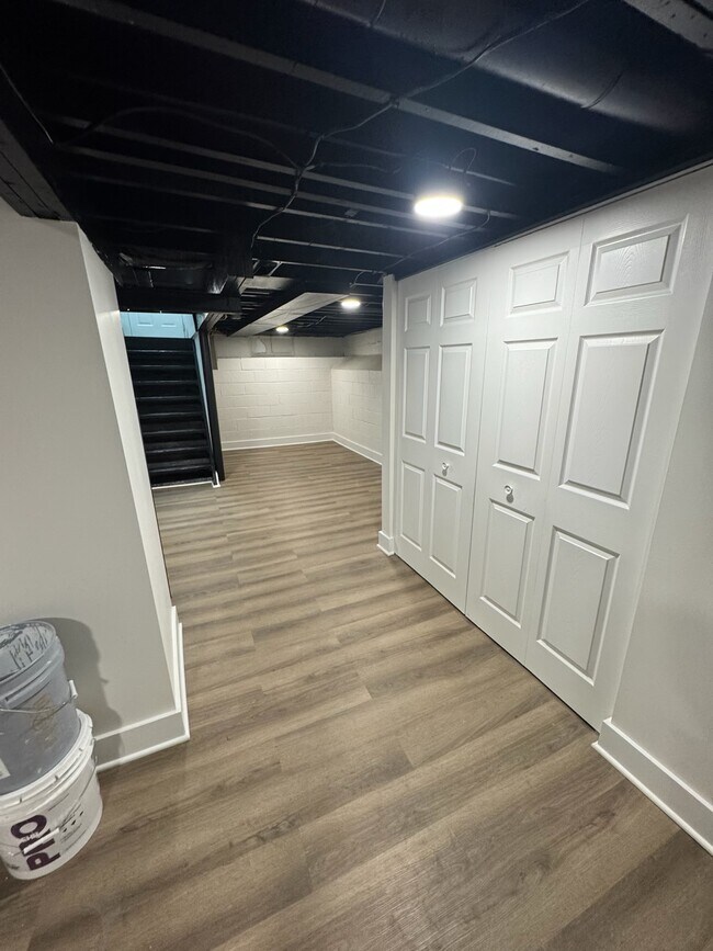 Building Photo - 4230 Norwardo Avenue